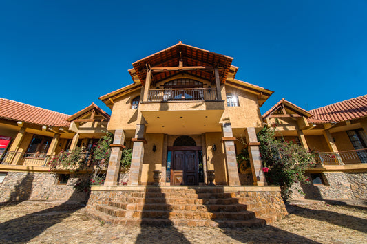 🏡 Hacienda de Lujo en Venta | Exclusividad, Naturaleza y Potencial de Inversión