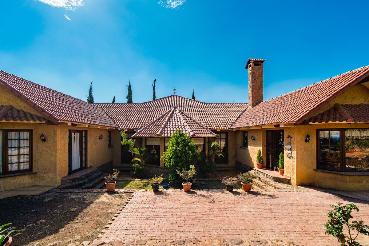 🏡 Hacienda de Lujo en Venta | Exclusividad, Naturaleza y Potencial de Inversión