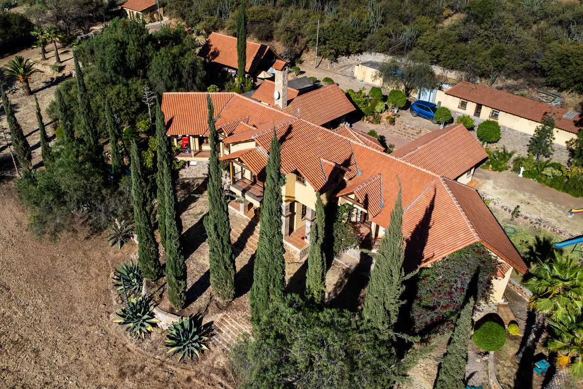 🏡 Hacienda de Lujo en Venta | Exclusividad, Naturaleza y Potencial de Inversión
