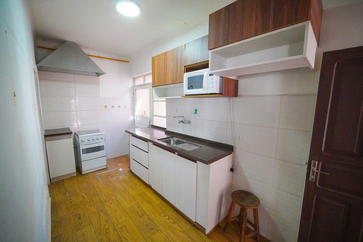 CASA EN VENTA EN CALA CALA – Excelente Ubicación a Cuadras del Estadio Félix Capriles