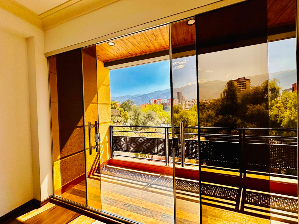 Exclusivo Departamento Familiar de 4 Dormitorios frente al Parque Lincoln | Cala Cala Cochabamba
