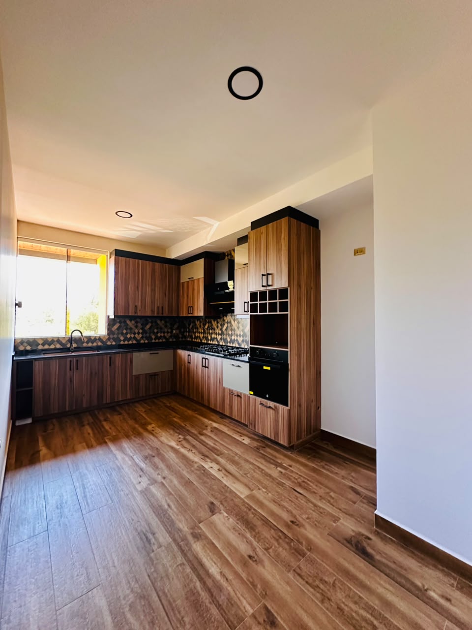 Exclusivo Departamento Familiar de 4 Dormitorios frente al Parque Lincoln | Cala Cala Cochabamba