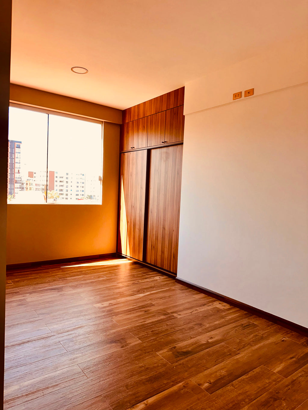 Exclusivo Departamento Familiar de 4 Dormitorios frente al Parque Lincoln | Cala Cala Cochabamba