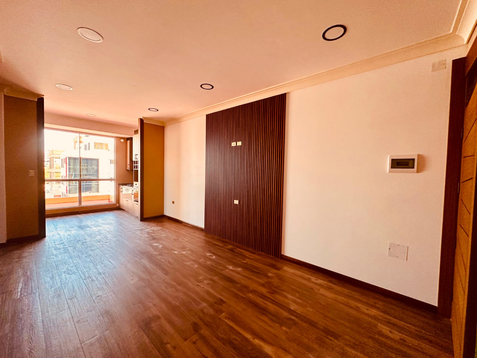 Moderno Departamento de 2 Dormitorios frente al Parque Lincoln | Cala Cala Cochabamba