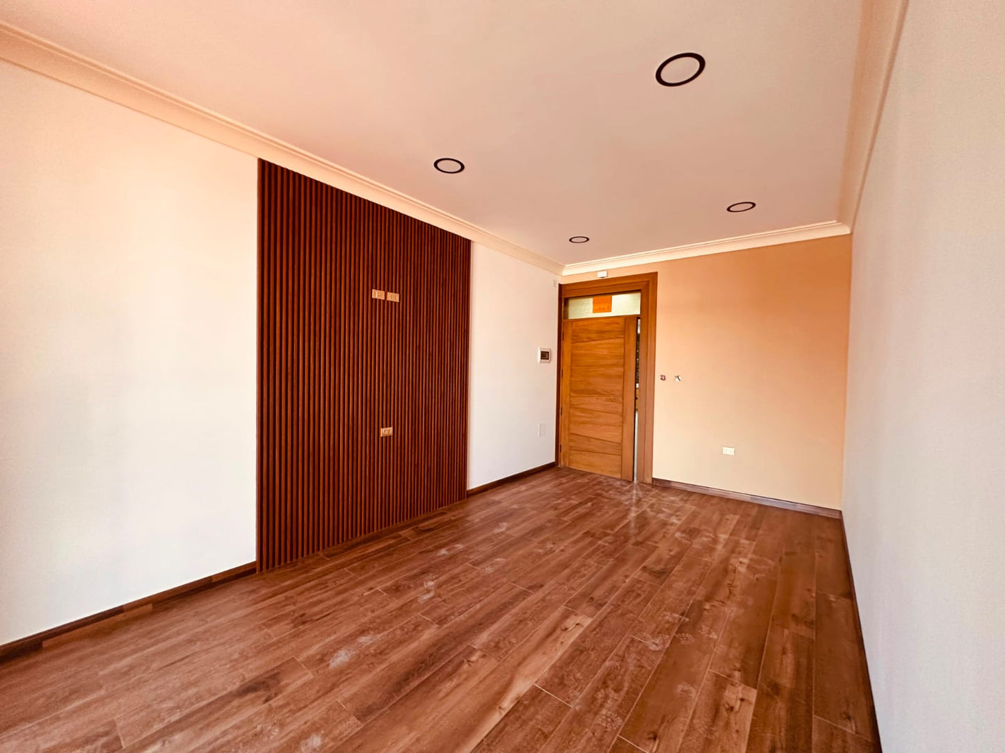 Moderno Departamento de 2 Dormitorios frente al Parque Lincoln | Cala Cala Cochabamba