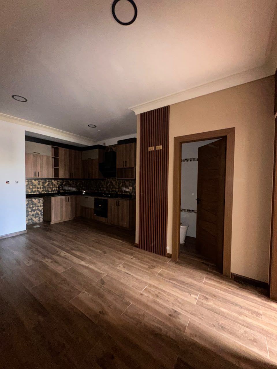 Moderno Departamento de 1 Habitación Frente al Parque Lincoln – Cochabamba