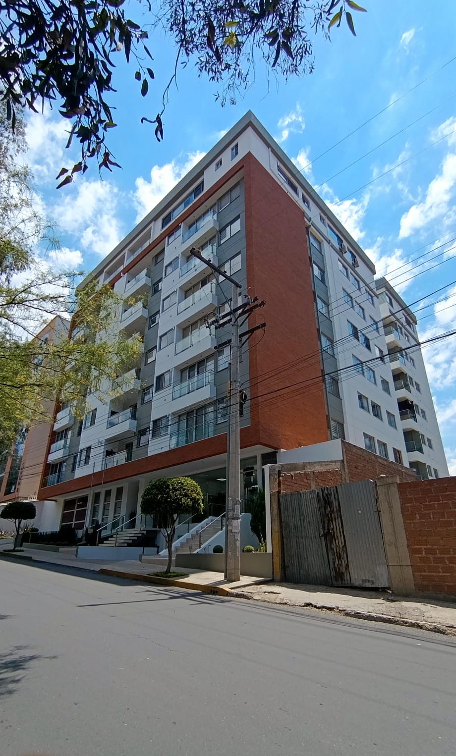 Moderno Departamento de 3 Dormitorios a Pasos del Parque Fidel Anze