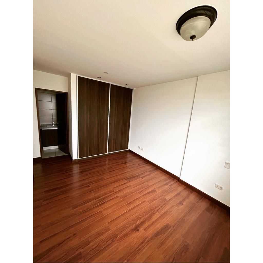 Moderno Departamento de 3 Dormitorios a Pasos del Parque Fidel Anze