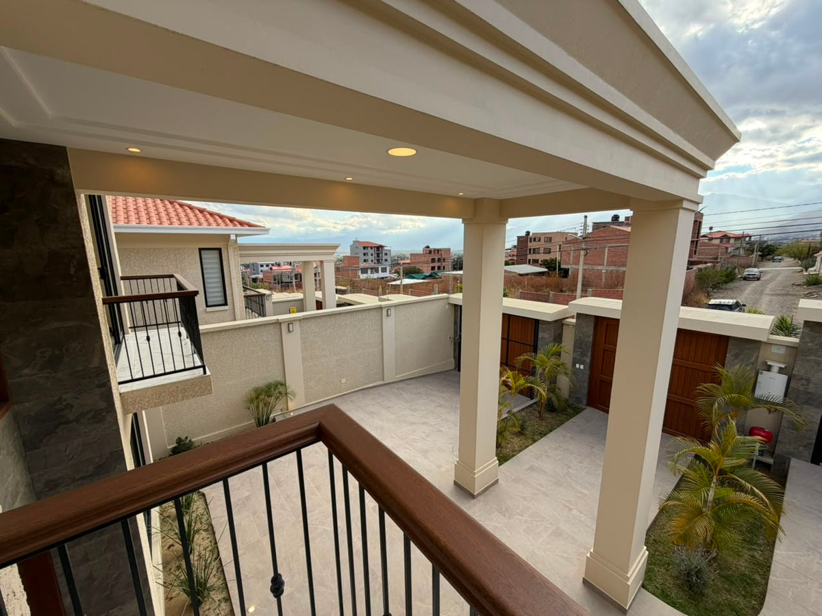 Casa de Lujo 4 Suites con Patio y Parrillero | Ciudad del Niño, Cochabamba (526.51 m²)