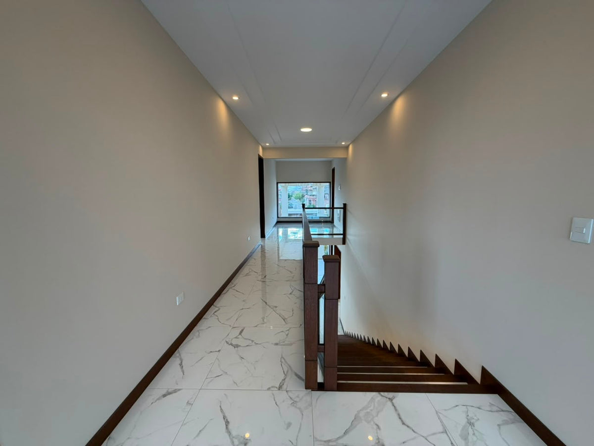 Casa de Lujo 4 Suites con Patio y Parrillero | Ciudad del Niño, Cochabamba (526.51 m²)