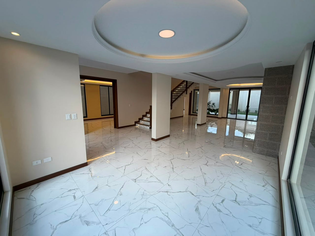 Casa de Lujo 4 Suites con Patio y Parrillero | Ciudad del Niño, Cochabamba (526.51 m²)