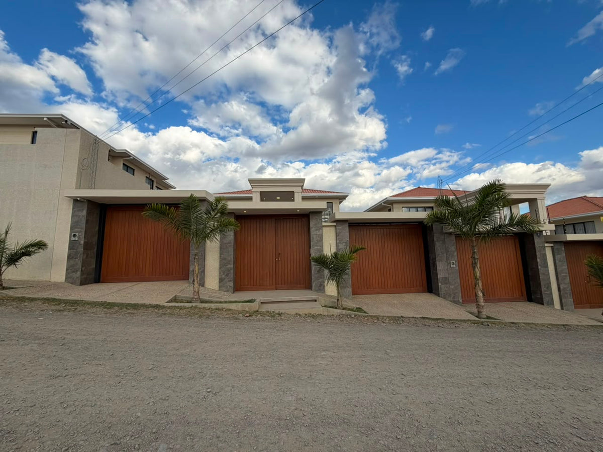 Casa de Lujo 4 Suites con Patio y Parrillero | Ciudad del Niño, Cochabamba (526.51 m²)