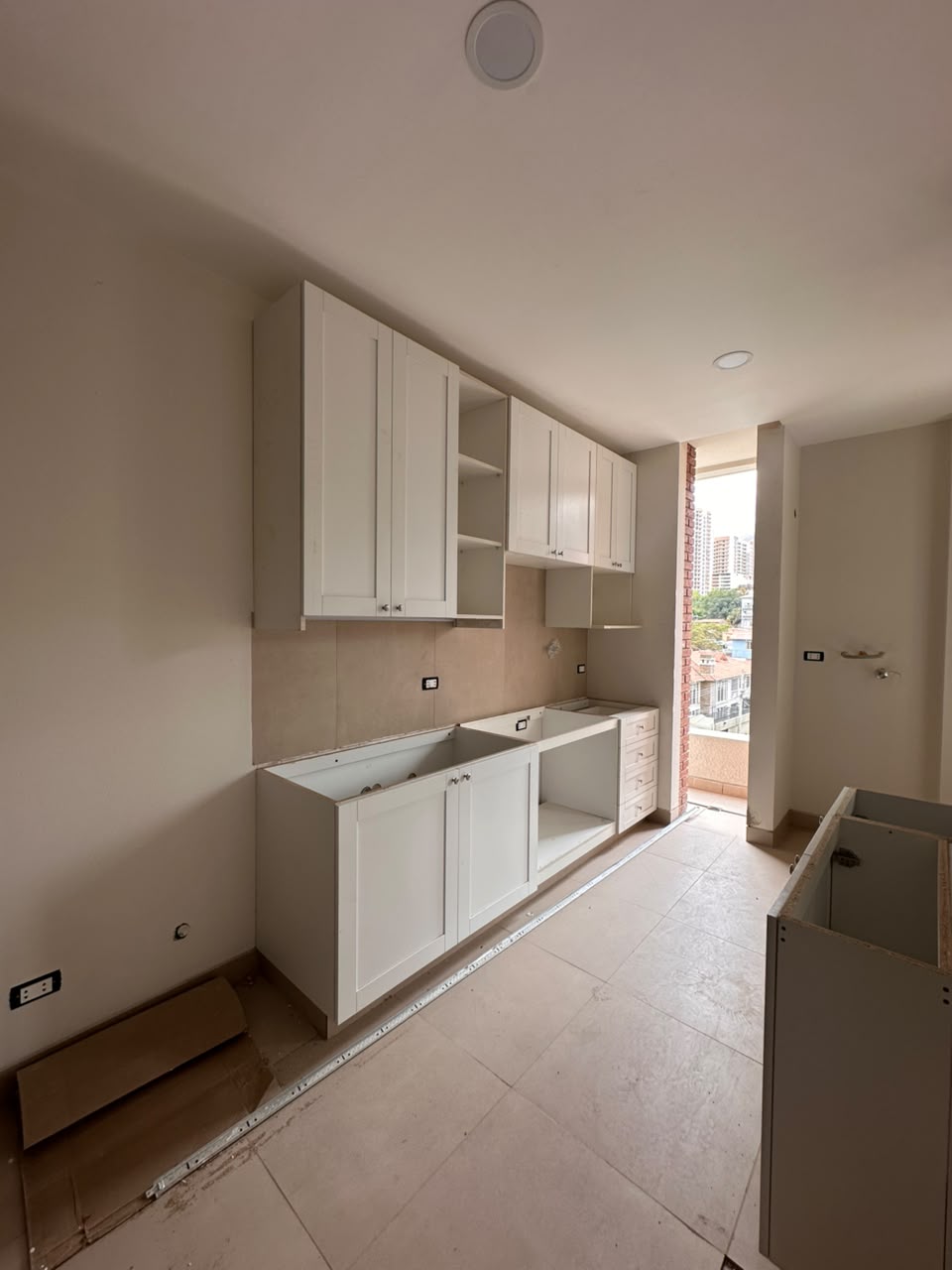 Exclusivo Departamento 3 Dormitorios en Piso 12 con Terraza | Edificio Constance - Cala Cala (122.52 m²)