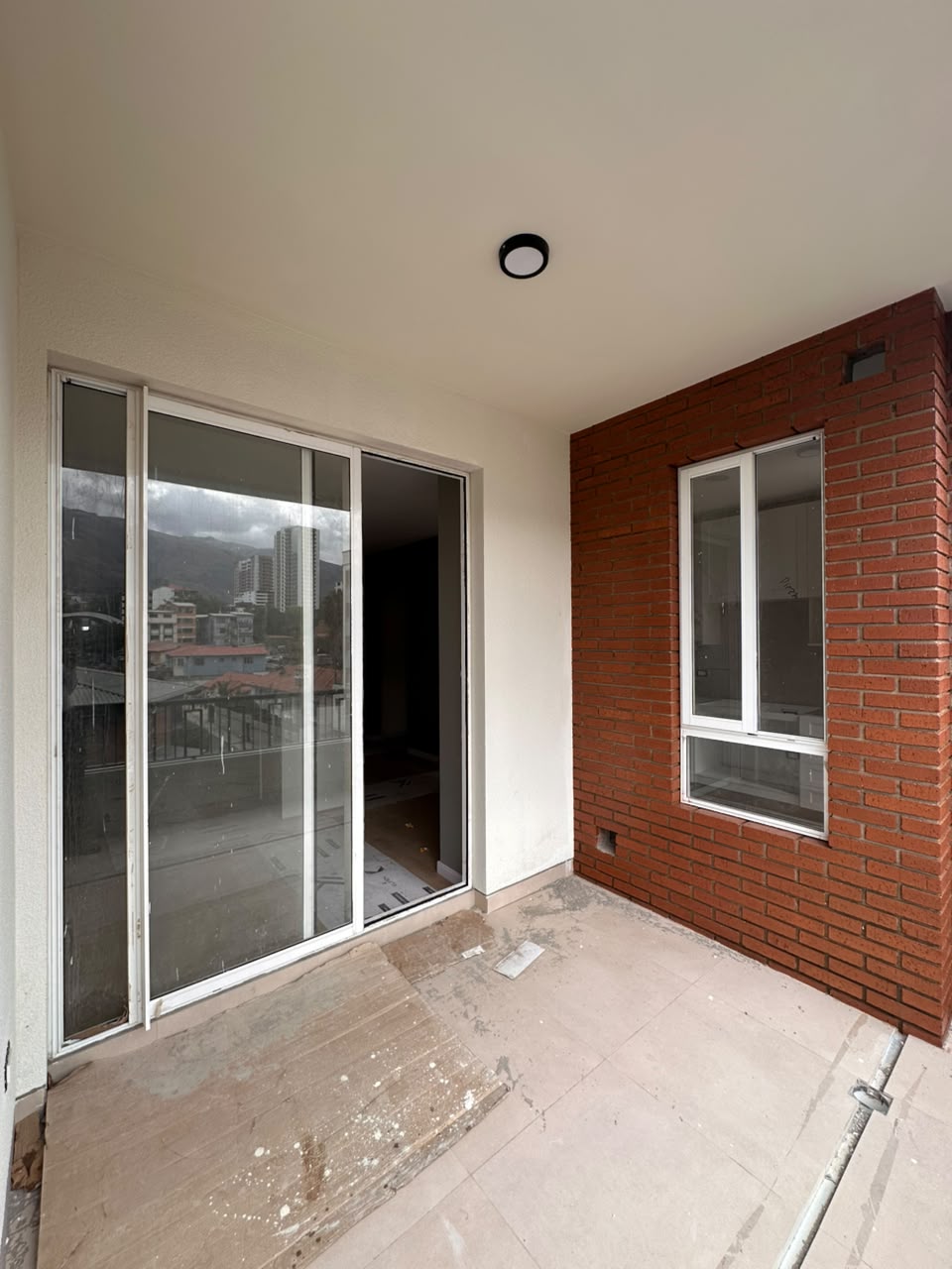Exclusivo Departamento 3 Dormitorios en Piso 12 con Terraza | Edificio Constance - Cala Cala (122.52 m²)